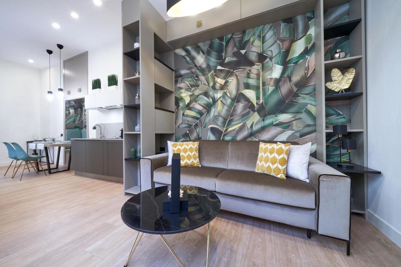 The One Napoli Luxury Apartment Exterior photo