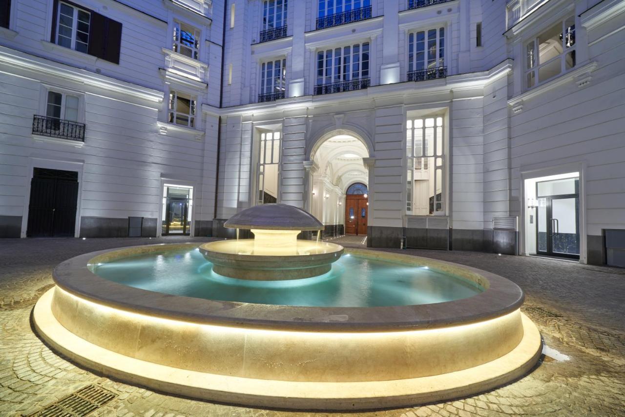 The One Napoli Luxury Apartment Exterior photo